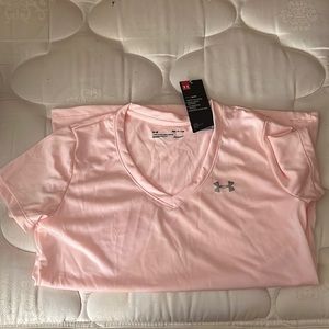 Under Armour Women’s Shirt (Size Small)